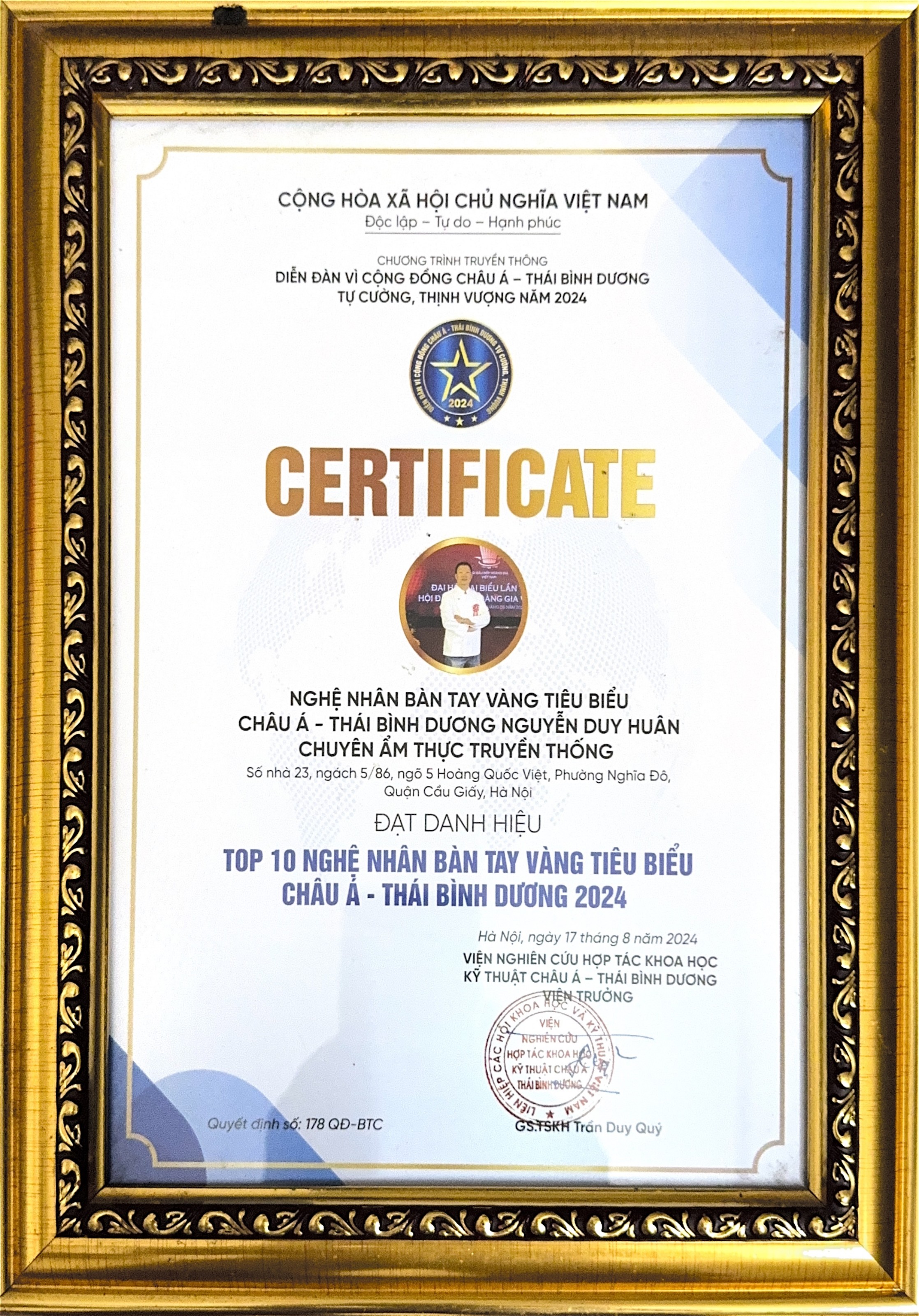Giấy chứng nhận TOP 10 Nghệ nhân Bàn tay Vàng tiêu biểu Châu Á – Thái Bình Dương 2024 – Nghệ nhân Nguyễn Duy Huân